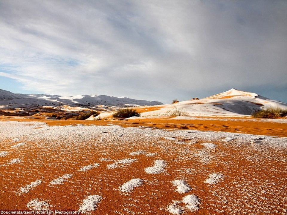 FOTO | Cum arată deșertul Sahara acoperit cu zăpadă