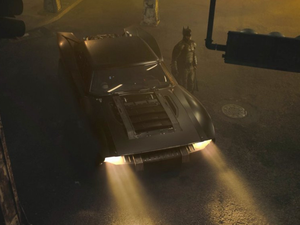FOTO | Primele imagini cu noul Batmobile: cum arată mașina din următorul film Batman!