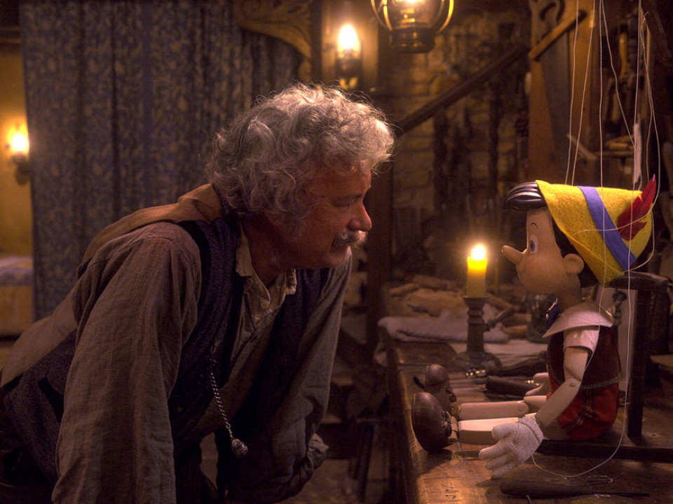 Primul teaser-trailer al filmului „Pinocchio” este aici - Tom Hanks joacă rolul lui Geppetto
